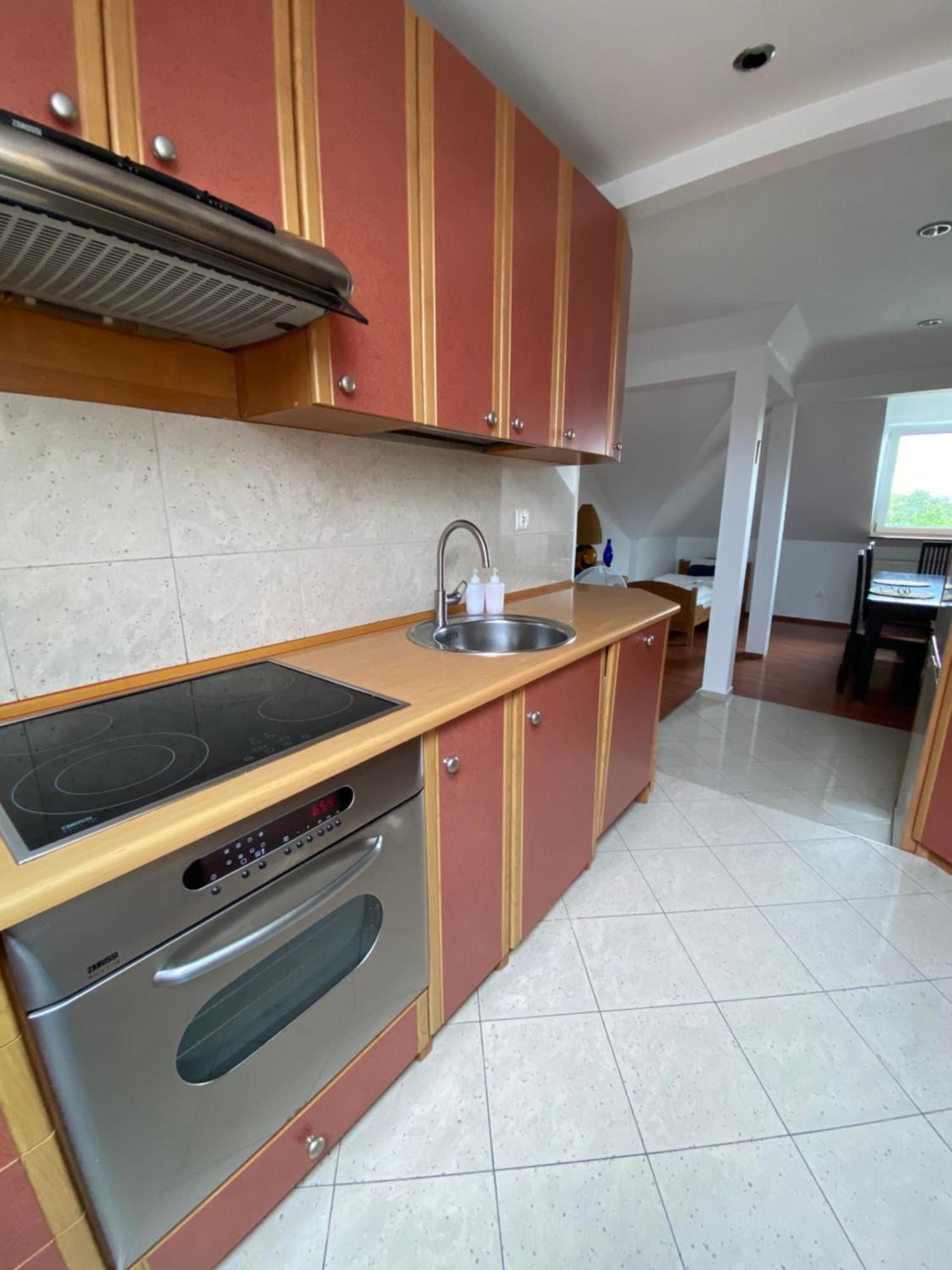Apartament Plac Moniuszki 11 Kielce Exterior foto